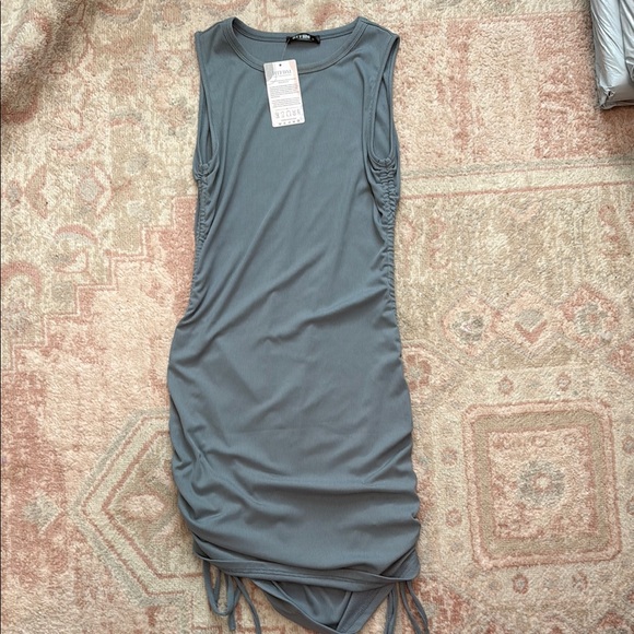 Amazon Dresses & Skirts - Elegant Sleeveless Dress